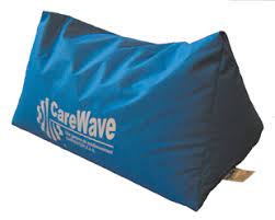 Coussin Triangulaire NEG0497 XL 55*30 BLEU